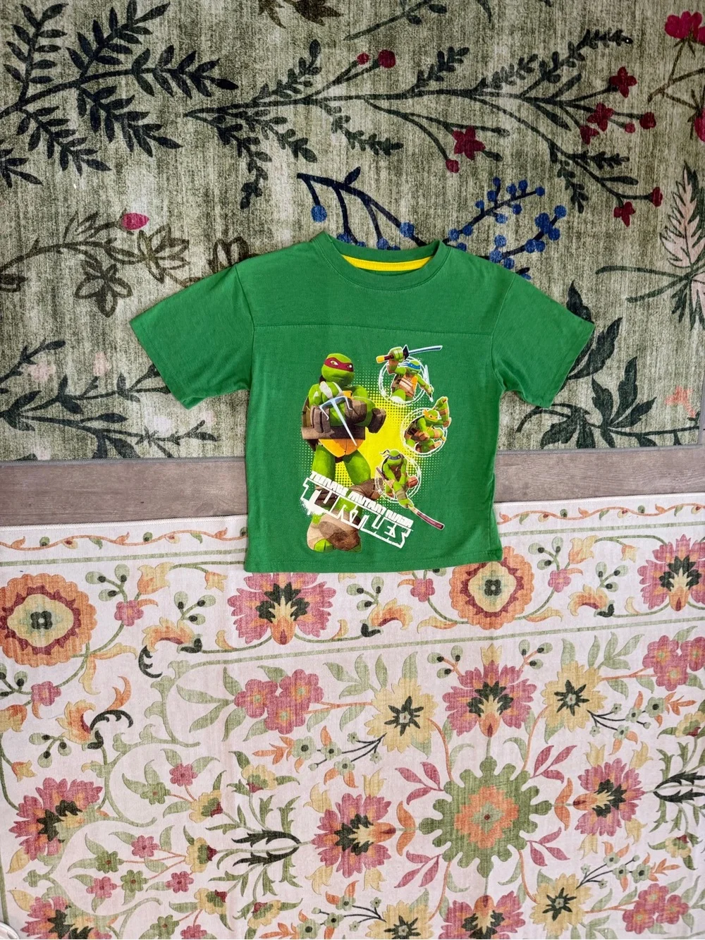 Green Teenage Mutant Ninja Turtles Graphic Tee Boys Size 7